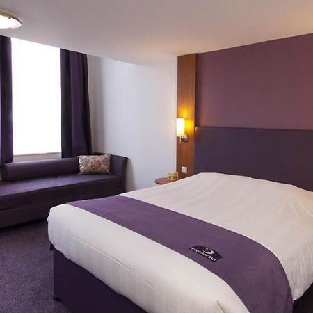 Premier Inn Edinburgh Airport - Newbridge Newbridge  Exterior foto